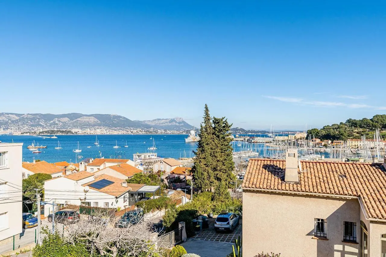 Superbe Appartement 2 Chambres En Haut De Villa Saint-Mandrier-sur-Mer 0*,  France
